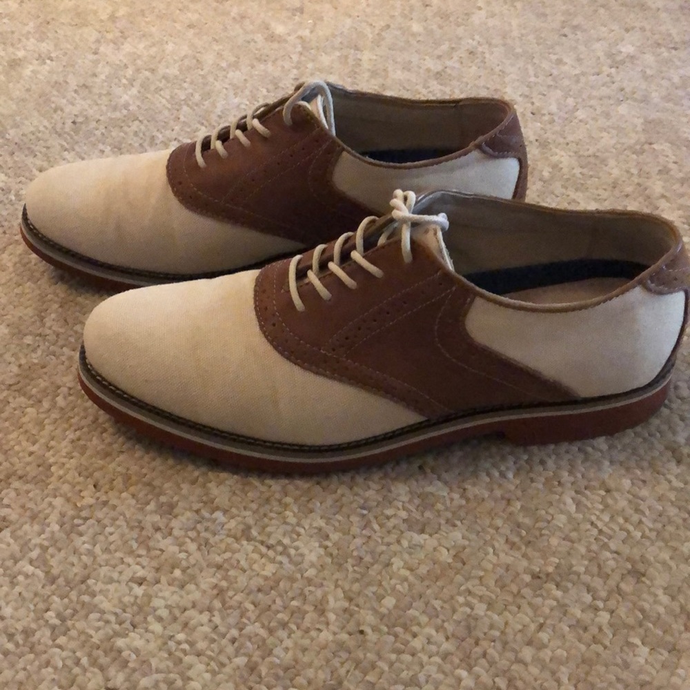 G.H. Bass&Co Size 10.5